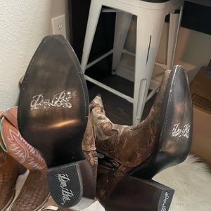 NWOT Dan Post knee high size 7 M $270 + shipping